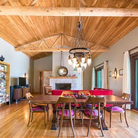 Villa Islamlar Sleeps 9