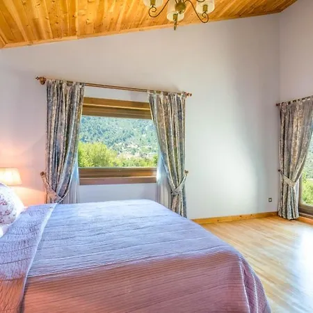 Islamlar Sleeps 9 Villa